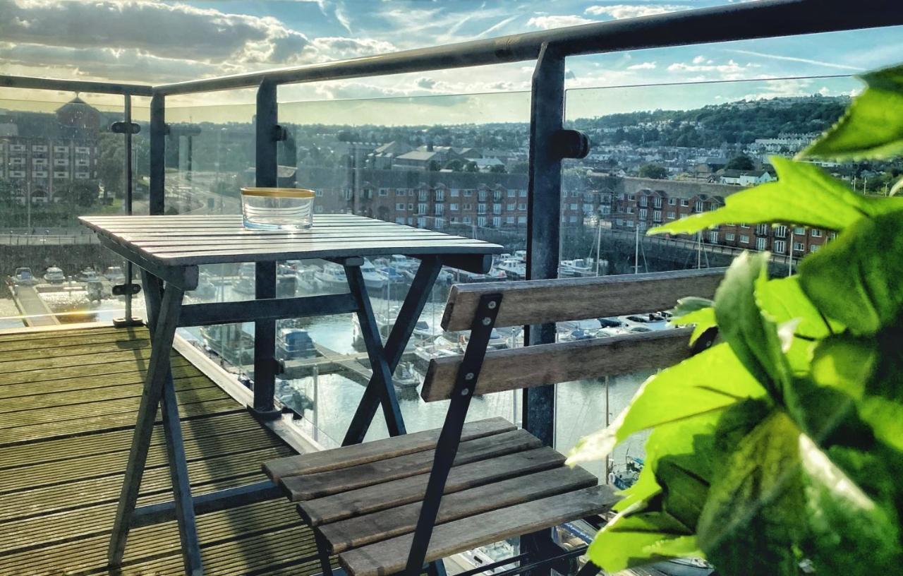 Artistic And Luxurious Apt With Sea View. Beach Side Swansea Exteriör bild