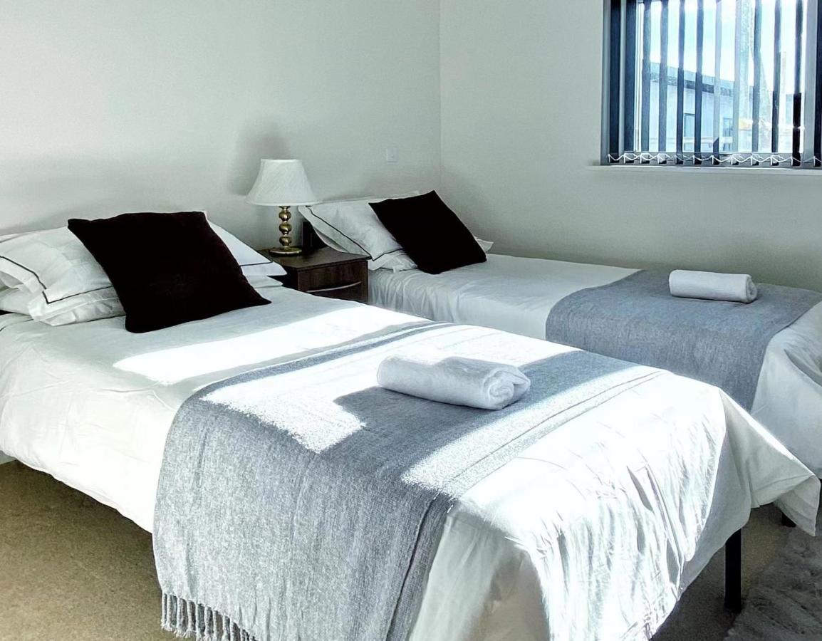 Artistic And Luxurious Apt With Sea View. Beach Side Swansea Exteriör bild